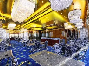 Howard Johnson Zhongyang Plaza Nantong - Image 3
