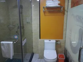 Pai Hotel Renqiu Railway Station - Image 2
