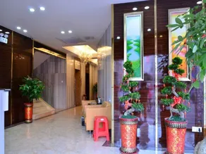 8 Days Hotel - Image 1
