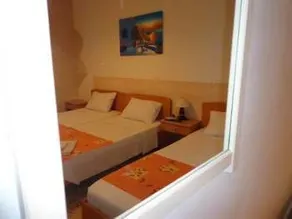 Via Via Hotel - Image 4