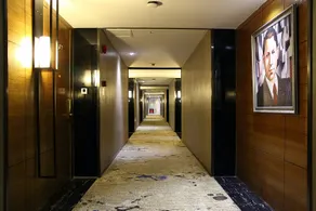 Gentleman Hotel - Image 4