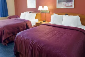 Quality Inn Lakeville North - Image 5