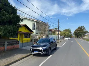 Yellow House - Image 4