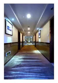 Yunhe Mercure Hotel - Image 4