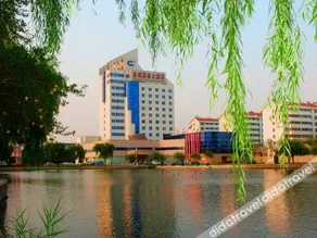 Jincheng Hot Spring Hotel - Image 4