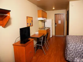 Motel 6 Suites Oklahoma City Norman OK - Image 3