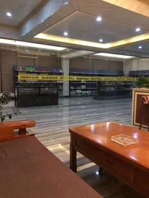 Hong Kong Island Business Hotel - Image 3