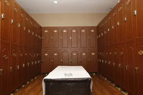 Guoyi Hotel - Image 3