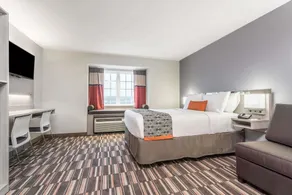 Coratel Inn & Suites by Jasper Rochester - Image 3