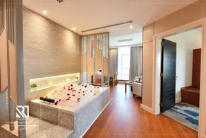 Roof Hotel Apartments - Image 4