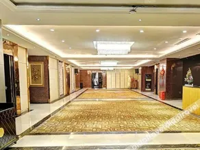 Pacific Prince International Hotel - Image 2