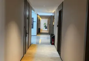 Nanjing Boyue Collection Hotel - Image 2