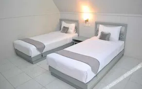 Seaside Villa - Image 4