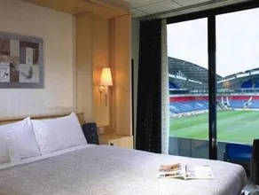 Bolton Whites Hotel - Image 5