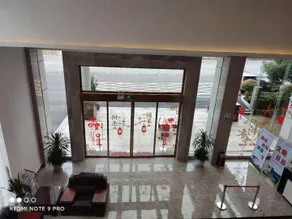 Shixing Hengtong Hotel - Image 4