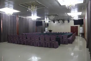 Century Star Holiday Hotel (The Ancient City of Shangqiu Nanjing Road) - Image 5