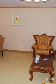 Yangtse River Hotel - Image 4