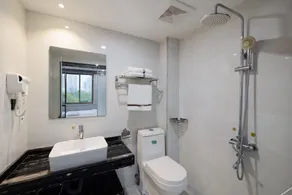 Junyi Chain Hotel (Shangrao Wannian Runfeng Plaza Jinhu Park) - Image 4