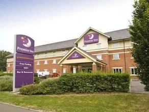 Gatwick Crawley Town West - Image 2