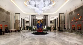 Longhu Hotel - Image 3