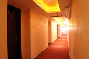 Yihao Hotel (Wanda Plaza Branch) - Image 2