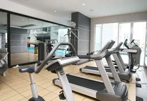 KSL D'ESPLANADE - Shopping/Massage/Spa/Manicure - Image 2