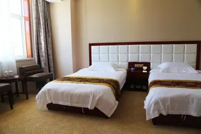 Luyuan Liupanchun Holiday Hotel - Image 2