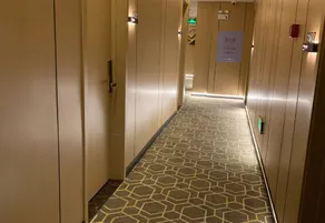 Jixi Temperature Hotel - Image 2