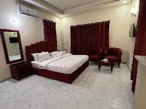 Heritage Inn - Image 5
