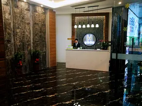 H Art Hotel Dongguan (Fenggang Putian Center) - Image 2