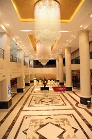 Wanfeng Grand Hotel - Image 4