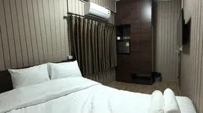 Hidden Room - Image 4