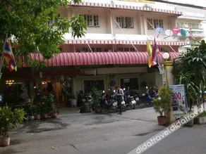 Inthanin Hotel - Image 5