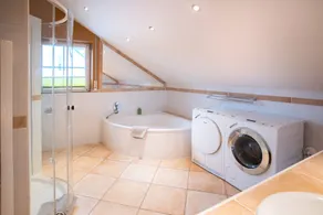 Hotel Apartment With Bathroom, Toilet - The Green Hotel zur Post - Image 2