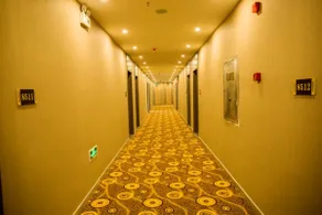 Elan Hotel Suining Railway Station Store - Image 5