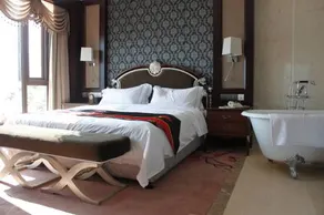 Qionghai Saibo House Hotel - Image 3