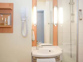 Hôtel ibis Orléans Nord Saran - Image 4