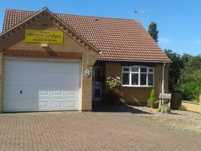 Aaron Lodge Guest House - Image 3