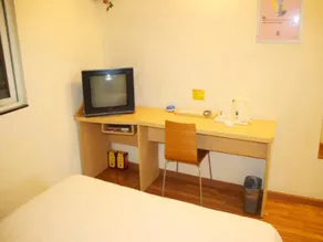 7days Inn Wuchang Railway Station - Image 3