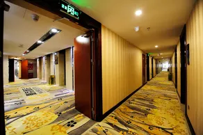Manke Hotel (Guiyang Huaguoyuan Fengyuqiao) - Image 4