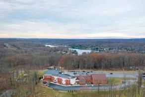 Crown Resorts at Wolf Run - Image 2