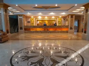 Sunny Holiday Hotel - Image 3