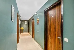 OYO Townhouse 619 Hotel Church House Rohini Near Rohini Sector 18 Metro Station - Image 3