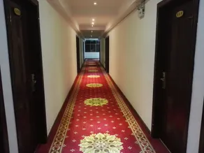 Mi Du Hotel - Image 1