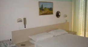 Nives - Image 3