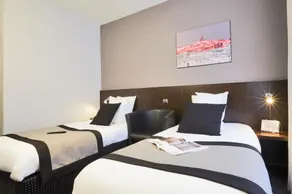 Hotel Kyriad Marseille Centre Paradis Prefecture - Image 3