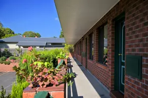 Lamplighter Motel - Image 2