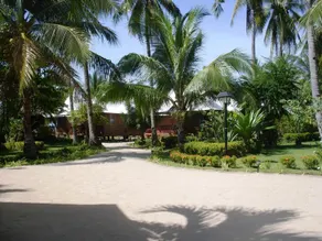 Maia's Beach Resort - Image 2