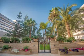 Adams Beach Hotel & Spa Deluxe Wing – Adults Only - Image 5