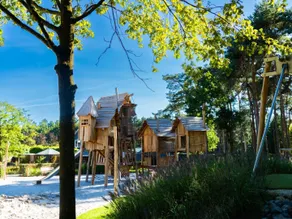 Modern Chalet on the Water in the Brabant Kempen - Image 3